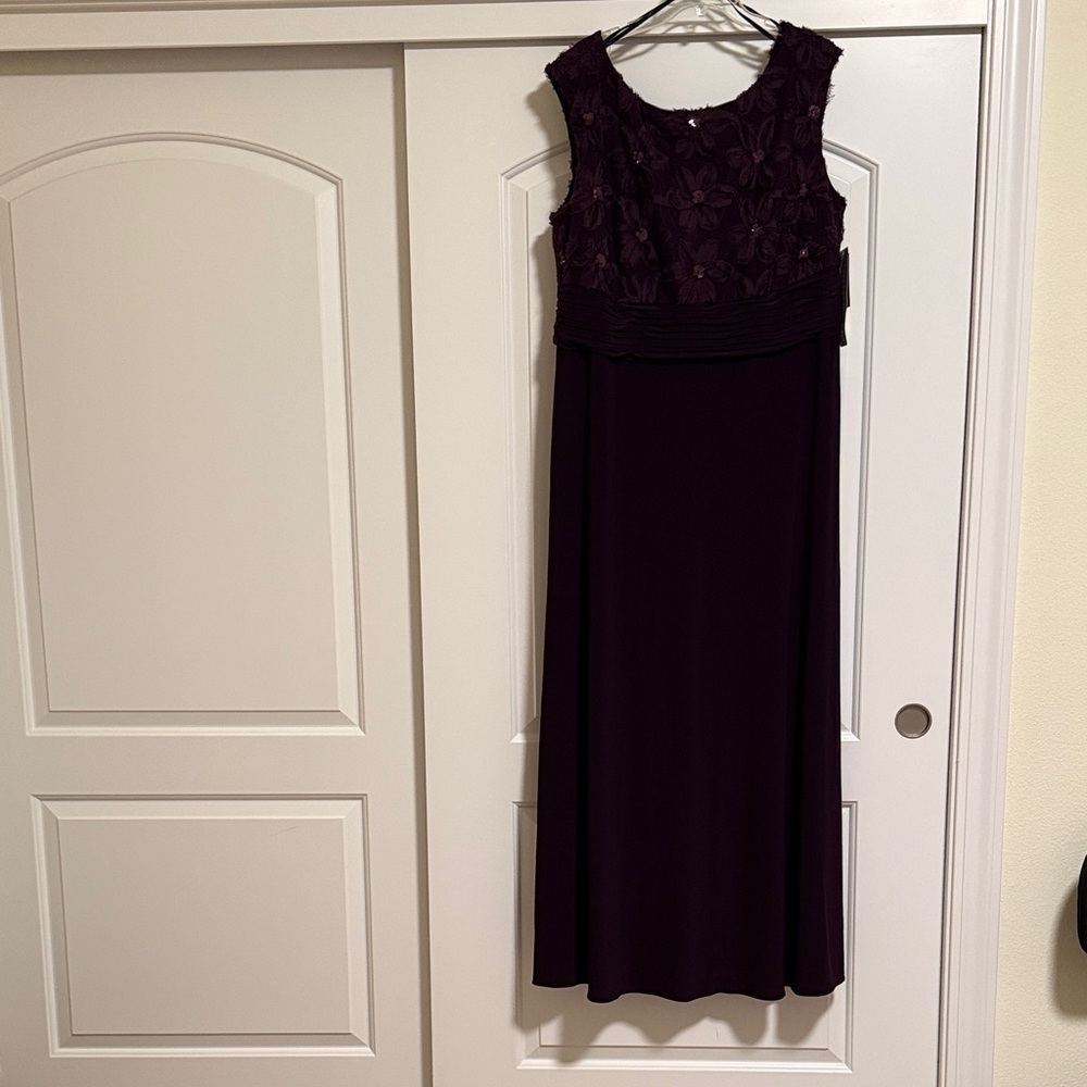 Elegant Purple Sleeveless Special Occasion Dress good for Mother of the Bride